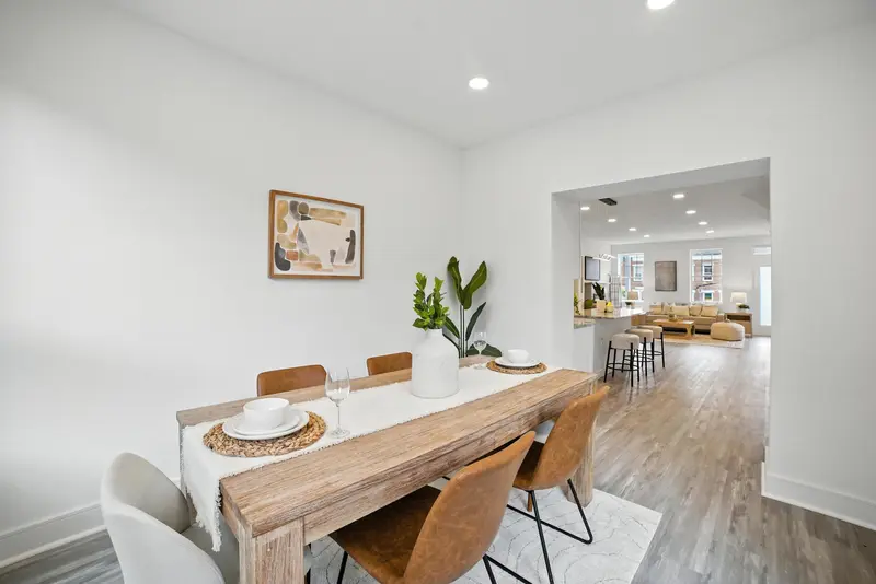 Renovated rowhome in Baltimore, MD: real estate photo 10 of 14