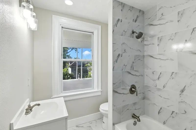 Renovated Victorian in Baltimore, MD: real estate photo 5 of 14