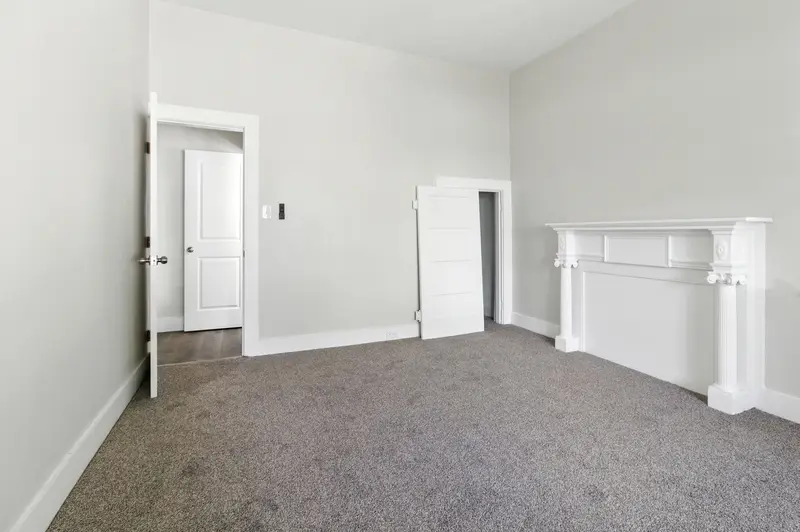 Renovated Victorian in Baltimore, MD: real estate photo 6 of 14