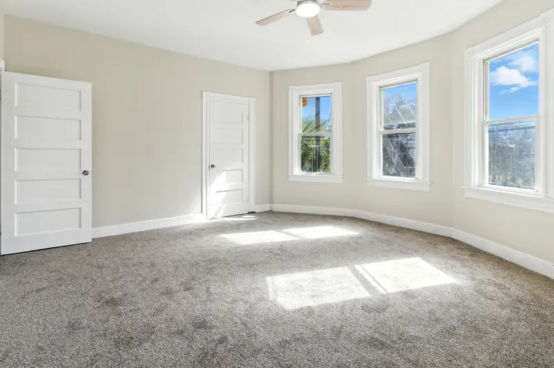 Renovated Victorian in Baltimore, MD: real estate photo 14 of 14