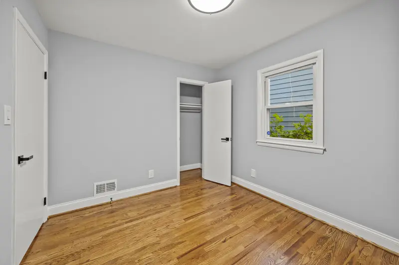 Renovated home in Berwyn Heights, MD: real estate photo 13 of 14