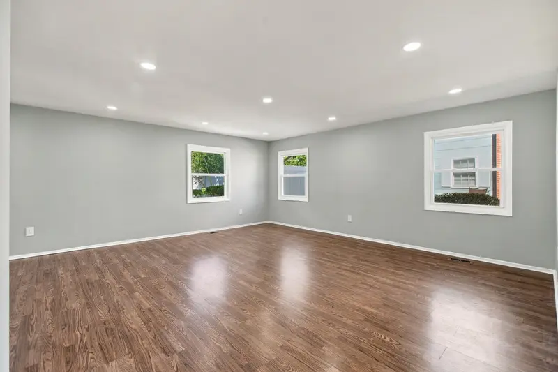 Renovated rambler in Bowie, MD: real estate photo 5 of 14