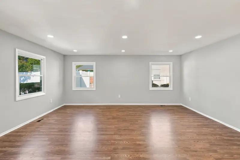 Renovated rambler in Bowie, MD: real estate photo 8 of 14
