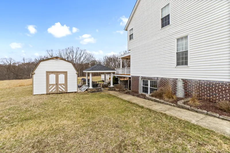Brick colonial on acreage in Catonsville, MD: real estate photo 4 of 14