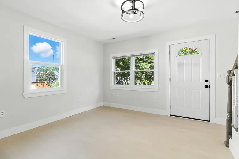 Renovated cottage in Essex, MD: real estate photo 5 of 14
