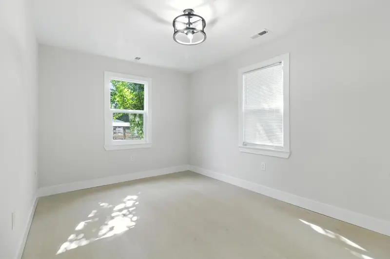 Renovated cottage in Essex, MD: real estate photo 13 of 14