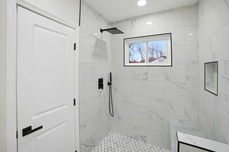Renovated rambler in Fort Washington, MD: real estate photo 9 of 14