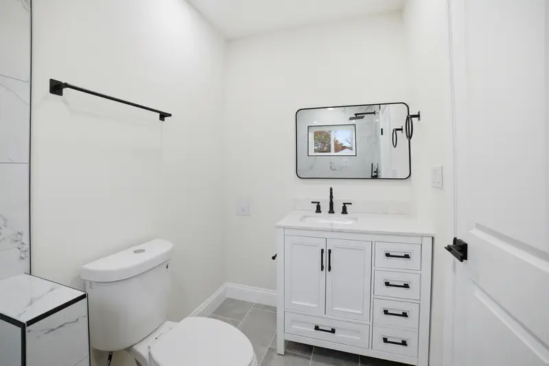 Renovated rambler in Fort Washington, MD: real estate photo 10 of 14