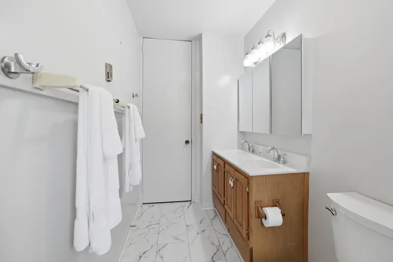 Colonial in Joppatowne, MD: real estate photo 6 of 14