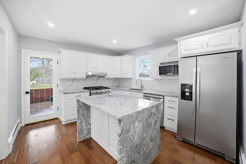 Renovated kitchen in Camp Springs, MD