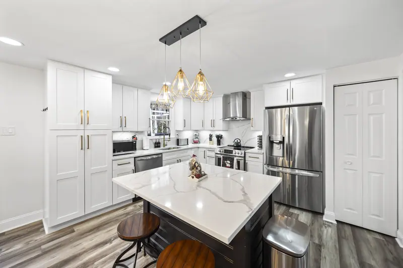 Kitchen with quartz island in Stafford, VA