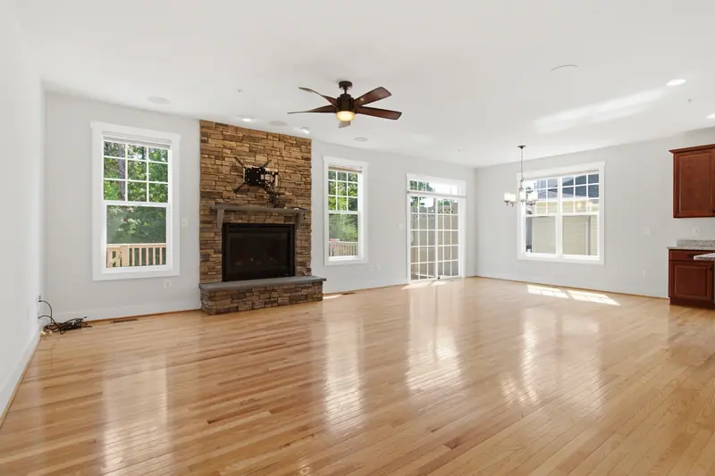 Empty living room before virtual staging, Severn, MD