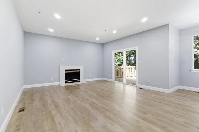 Empty living room before virtual staging, Springdale, MD