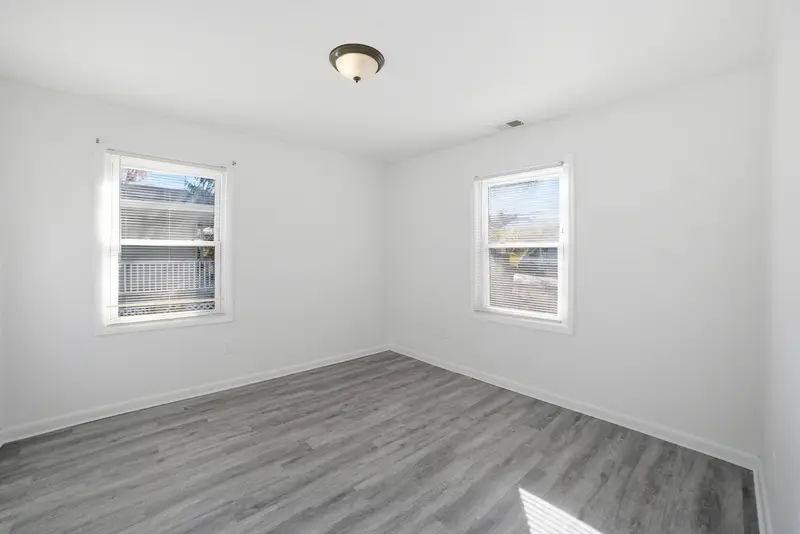 Rambler in Rockville, MD: real estate photo 9 of 14