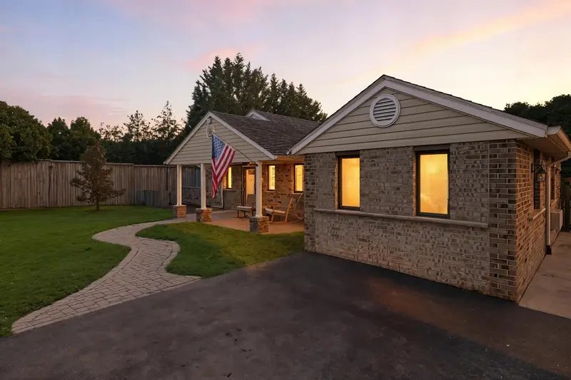 Brick rambler in Silver Spring, MD: real estate photo 1 of 14