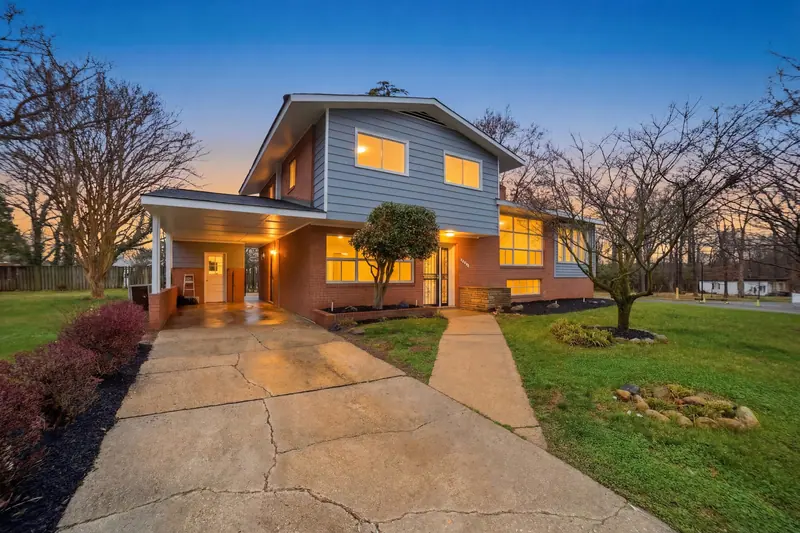 Split-level home at twilight in Camp Springs, MD