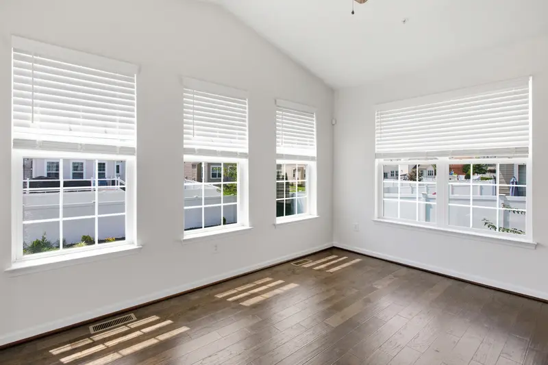Colonial in Waldorf, MD: real estate photo 12 of 14