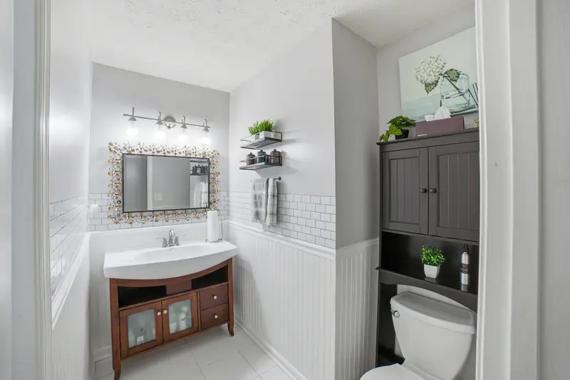 Condo in Woodbridge, VA: real estate photo 14 of 14